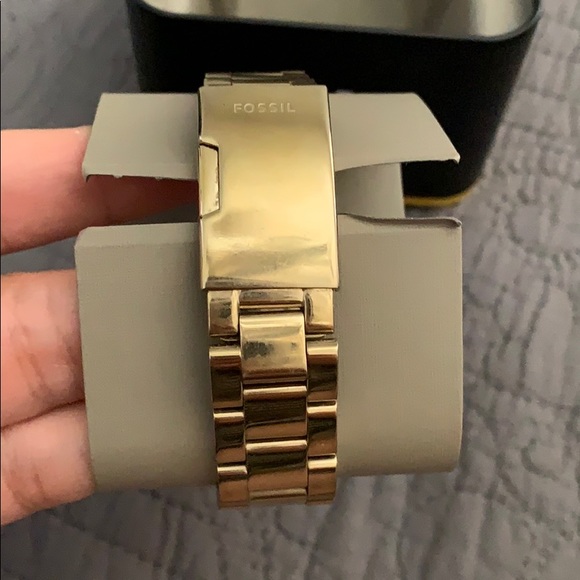 Fossil Watch - Picture 4 of 5